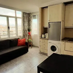 https://apartamento-en-el-centro-de-torremolinos.1costadelsol.com